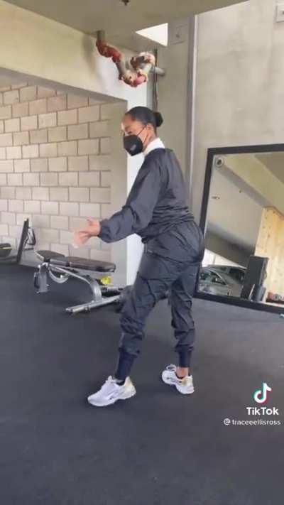 Tracee Tracee Tracee