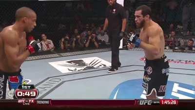 Edson Barboza showcases vicious kicks and gets the rare leg kick TKO