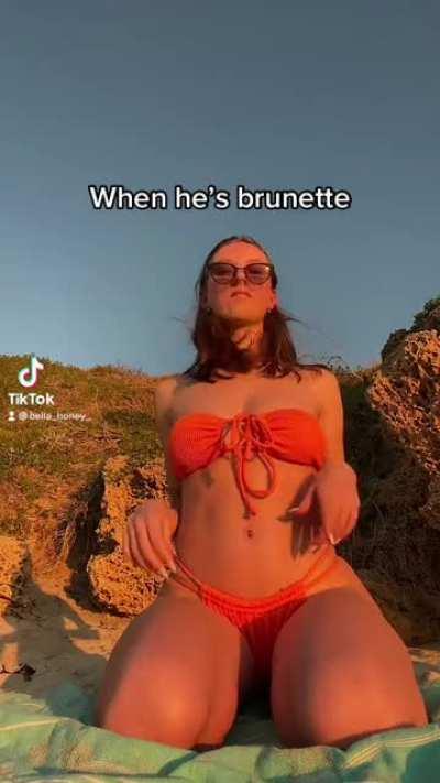 the little bounce [bella_honey_]