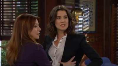 Alyson Hannigan : Buffy the Vampire Slayer and Cobie Smulders : The Avengers