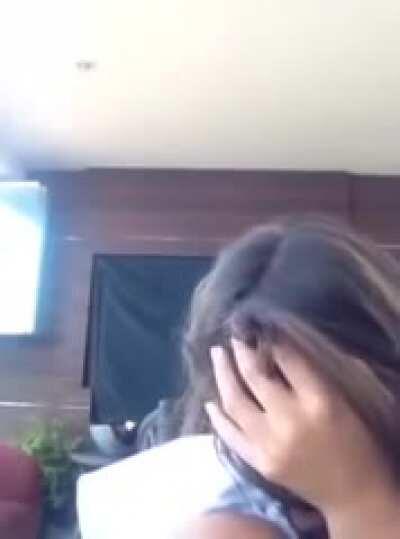 A igmorancia as vezes e uma bençao pois se a raposa soubesse que o coelho sofre apos ser devorado ele sentiria pena dele e nao o comeria fazendo assim a raposa morrer de fome