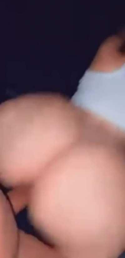 [Video] Watch this married slut back it up on it