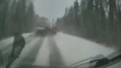 Insane Russian Car Crash!
