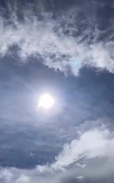 F-22 in the craziest video I've ever seen. Science is crazy.