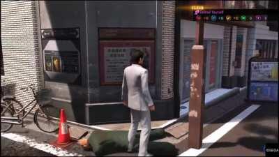 [Yakuza 6] Man ascends to the heavens