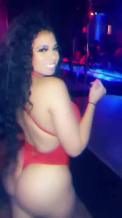 Gotta hit up Starlets one day when she working