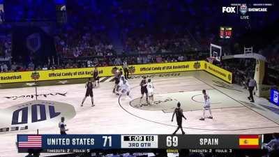 [Highlight] Austin Reaves doing it all for Team USA as he scores the floater over Santi Aldama, steals the ball on the defensive end, and pushes it ahead for the hockey assist.