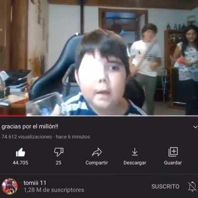 Orgulloso de la comunidad de internet