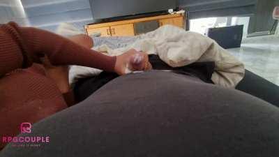 I have a hard grip and like the control