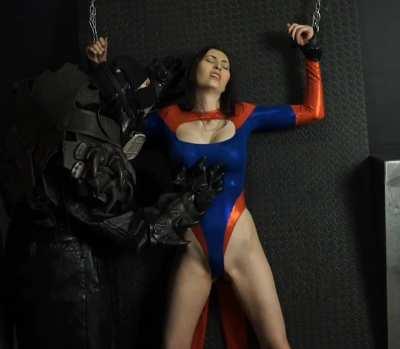 Captured heroine inspected before auction (TheRyeFilms - Imperial Nightmare)