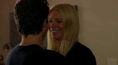 Gwyneth's Kiss from thanks for sharing