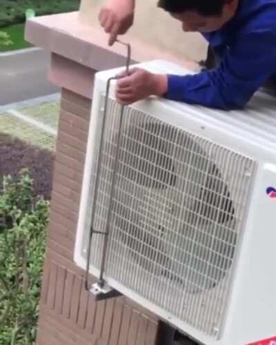 Инструмент решает