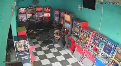 Hitman makes two hits in casino. Dude sitting next to them looks super chill about it. (June 17, 2023. Mexico)