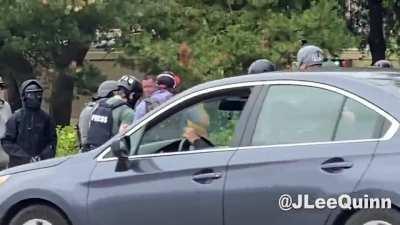 [1A Violation] [Fight] Group of anarcho-progressive Antifa rob, assault a street journalist who's filming in public