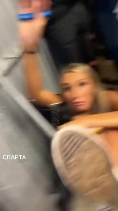 Hmc while I try to seat... maybe