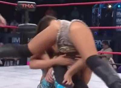 Mickie headscissored