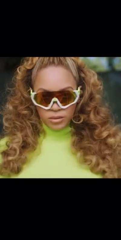 Beyonce new Ivy Park 🐊