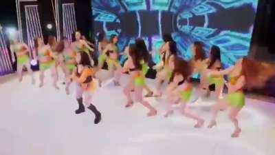 “Millennial Dance Princess” daw. Cringe