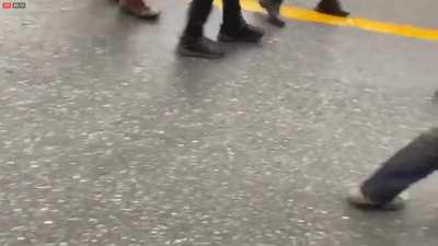 Seattle rioters smash random car windows