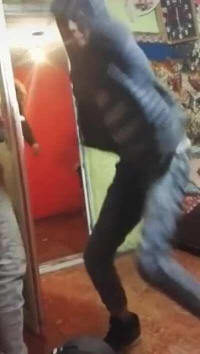 Sediu fanilor AUR cand aud ca acestia au castigat voturile