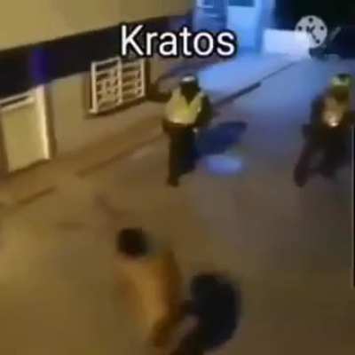 Kratos en latam😱