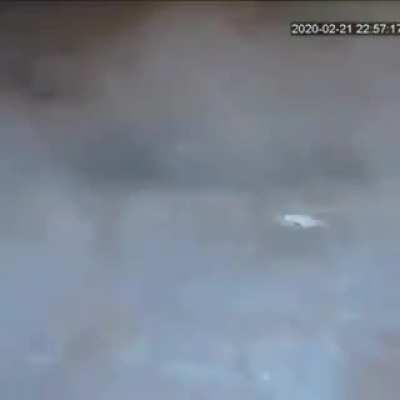 The way the drink stays and splats