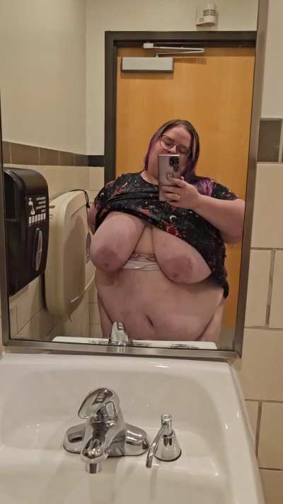 I love public spicy play