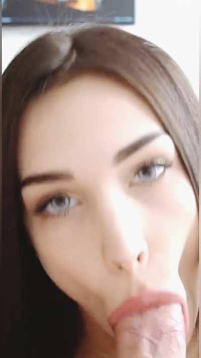 PERFECTLY SHAPED BODY🔥EXCLUSIVE 35GB MEGA⚠️SEXTAPES INCLUDED TOO⚠️Link in the comments of the original post👇