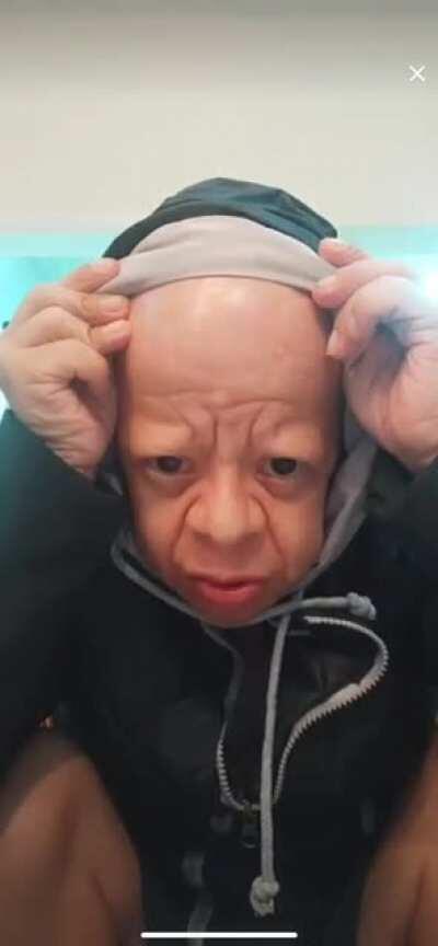 ONB look like he about to say”Bruv you know what ends you in init”