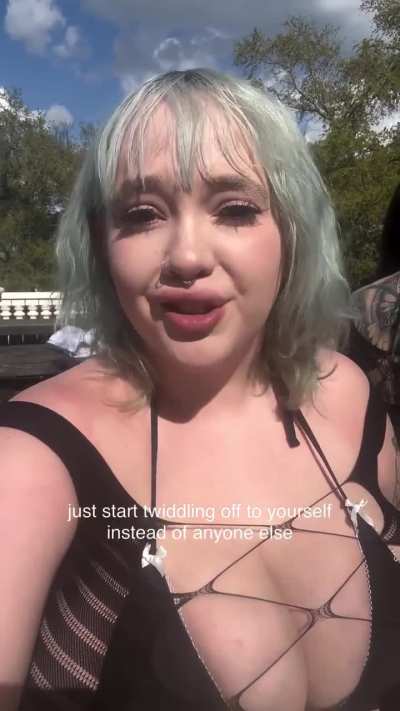 Big tits, annoying voice