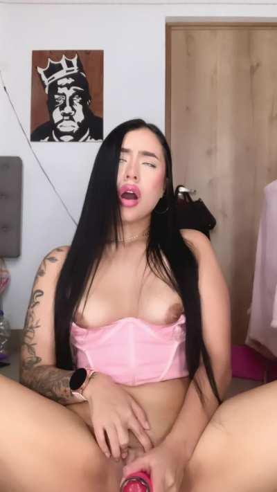 Jerk your horny cock to me Papi...😘