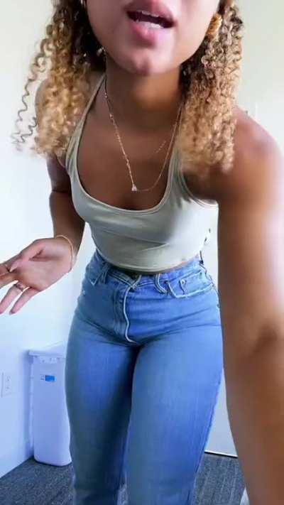 You can make anything look good when you built like this.