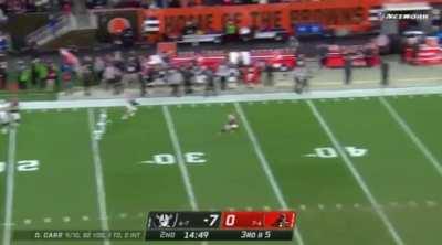 [Highlight] Carr under-throws it but Browns get called for the DPI