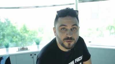 Consejos sobre finanzas de nuestro amigo Marra: Vivila