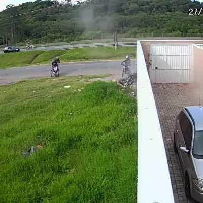 lie about knowing how to drive and borrowed motorcycle