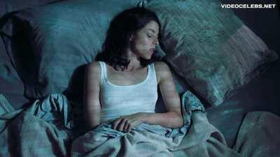 Love watching Olivia Thirlby get herself off