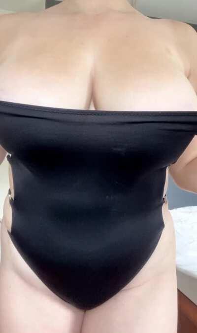 Not a drop but I hope you like my [flash]? [oc]