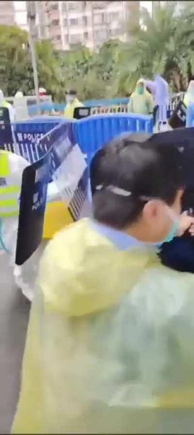 Riots in Haizhu District, Guangzhou, China over harsh Covid Lockdown measures