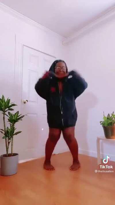 ℍ𝕖𝕣 𝕖𝕟𝕥𝕚𝕣𝕖 𝕡𝕒𝕘𝕖 𝕛𝕦𝕤𝕥...𝕨𝕠𝕨