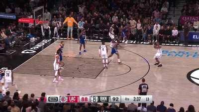 [Highlight] The Nets get 3 uncontested rebounds in a row late in the 4th quarter