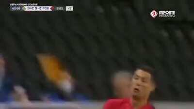 O 100° gol do robozão na seleção portuguesa. Crédito do vídeo Esporte Interativo! MONSTRO 🤖