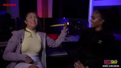 A Size Queen Who Needs 