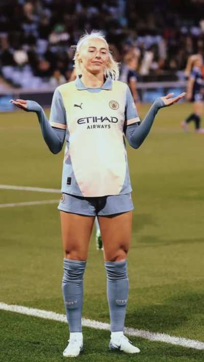 I made a small edit for Chloe Kelly. I hope you like it!