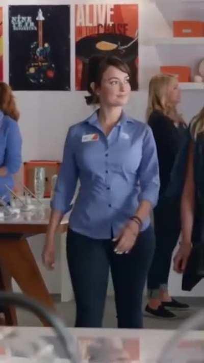 Classic Lily, Curves for days