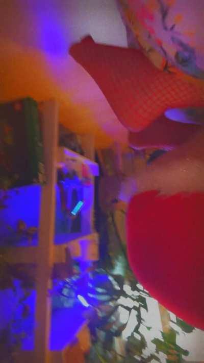 I wanna be punished daddy.