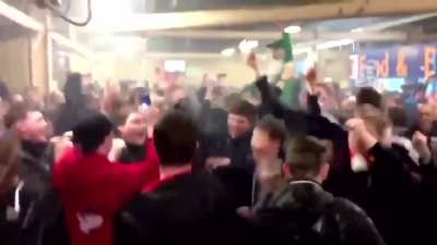 8 de abril é dia de lembrar dessas belíssimas canções da torcida do Liverpool