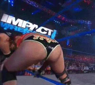 I just can’t get enough of Victoria‘s booty