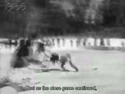 To celebrate the soon starting Japan Cup season, here's a news clip from 1947 featuring a hockey game between Rikkyo Univ. and Waseda Univ.