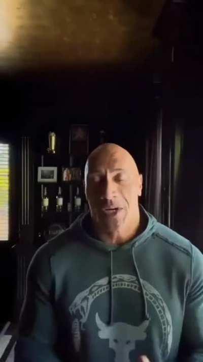 Yo explicando porque tengo una carpeta llamada 'biblia' con 120 Gb