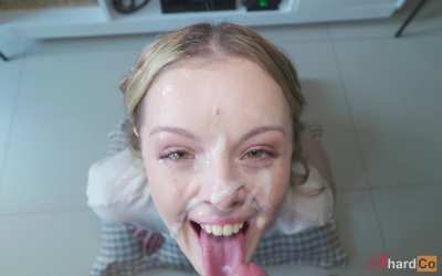 Petite cumslut getting facialized